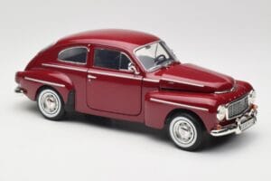 Volvo PV544 Cherry Red Revell 1:18 08887 Fém – 6. kép a 8-ből