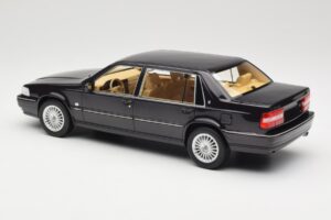 Volvo S90 Royal Violet DNA 1:18 DNA000089 Fém – 5. kép a 6-ből