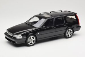 Volvo V70 R P80 Fekete DNA 1:18 DNA000232 Fém