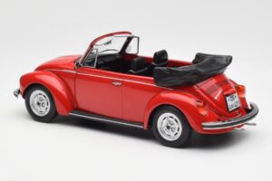 Volkswagen Beetle 1303 Kabrió Piros Norev 1:18 188529 Fém – 5. kép a 6-ből