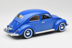Volkswagen Beetle Kék Bburago 1:18 23124646 Fém – 3. kép a 8-ből
