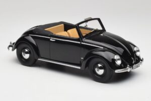 Volkswagen Beetle Type 1 Hebmuller Kabrió Fekete Minichamps 1:18 107054232 Fém – 4. kép a 6-ből