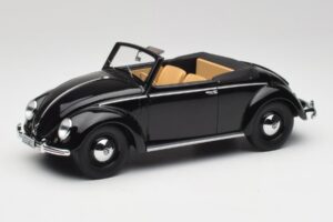 Volkswagen Beetle Type 1 Hebmuller Kabrió Fekete Minichamps 1:18 107054232 Fém