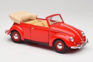 Volkswagen Kabrió Ruby Piros Maisto 1:18 32826 Fém – 6. kép a 8-ből
