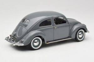 Volkswagen Export Sedan Agave Grey Maisto 1:18 100299 Fém – 3. kép a 8-ből