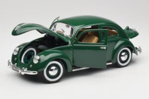 Volkswagen Export Sedan Beryl Zöld Maisto 1:18 31820 Fém – 2. kép a 8-ből