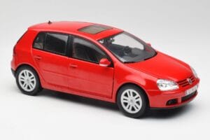 Volkswagen Golf Mk5 4-Door Tornado Piros Bburago 1:18 GOLF001 Fém – 6. kép a 8-ből