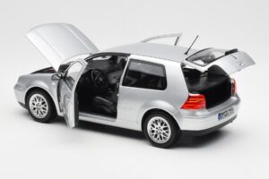 Volkswagen Golf Mk5 GTI Ezüst Norev 1:18 188570 Fém – 5. kép a 8-ből