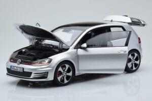 Volkswagen Golf GTI Mk7 Reflex Ezüst Norev 1:18 188551 Fém – 2. kép a 8-ből