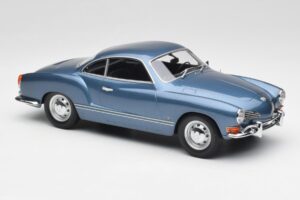 Volkswagen Karmann Ghia Coupe Neptune Kék Minichamps 1:18 155054022 Fém – 4. kép a 6-ből