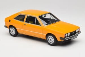 Volkswagen Scirocco GTI Mk1 Jaune Marino Otto 1:18 OT467 Gyanta – 4. kép a 6-ből