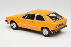 Volkswagen Scirocco GTI Mk1 Jaune Marino Otto 1:18 OT467 Gyanta – 5. kép a 6-ből