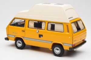 Volkswagen T3 Joker Lakóautó Schuco 1:18 450038500 Fém – 7. kép a 8-ből