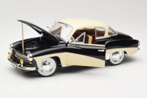 Wartburg 311 Coupe Fekete & Bézs Revell 1:18 8419 Fém – 2. kép a 8-ből