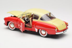 Wartburg 311 Coupe Piros & Bézs Revell 1:18 08418 Fém – 5. kép a 8-ből