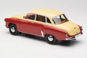Wartburg 311 Dark Red Beige MCG 1:18 MCG18299 Fém – 5. kép a 6-ből