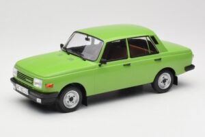 Wartburg 353 Zöld MCG 1:18 MCG18062 Fém