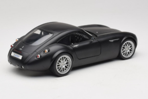 Wiesmann GT MF Matte Black Revell 1:18 WIESMANN002 Fém – 3. kép a 8-ből