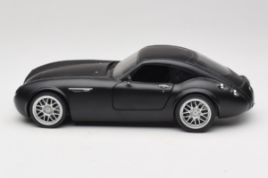 Wiesmann GT MF Matte Black Revell 1:18 WIESMANN002 Fém – 4. kép a 8-ből