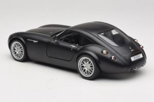 Wiesmann GT MF Matte Black Revell 1:18 WIESMANN002 Fém – 7. kép a 8-ből