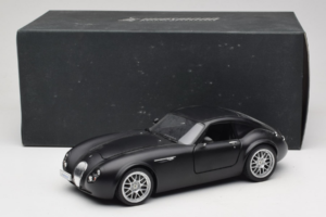 Wiesmann GT MF Matte Black Revell 1:18 WIESMANN002 Fém – 8. kép a 8-ből