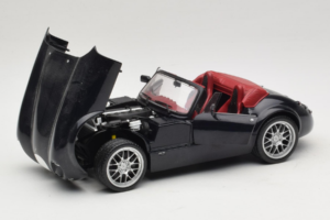 Wiesmann Roadster MF Carbon Black Revell 1:18 WIESMANN001 Fém – 2. kép a 9-ből
