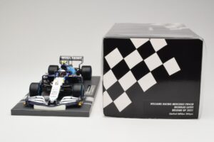 Williams Racing Mercedes FW43B #6 N. Latifi Belgian GP 2021 Minichamps 1:18 117211306 Fém – 6. kép a 6-ből