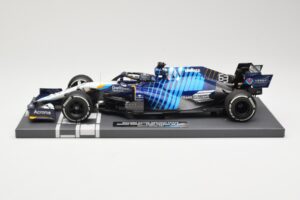 Williams Racing Mercedes FW43B #63 G. Russell Saudi Arabian GP 2021 Minichamps 1:18 117212263 Fém