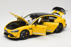 Xiaomi SU7 Ultra Sárga OEM 1:18 BHR9995CN Fém – 2. kép a 8-ből