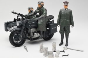 Zundapp KS 750 Oldalkocsi Walkure Schuco 1:10 450651900 Fém – 2. kép a 7-ből
