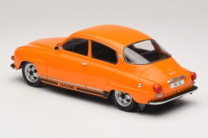 Saab 96 V4 Narancssárga MCG 1:18 MCG18654 Fém – 5. kép a 6-ből