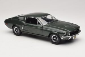 Ford Mustang GT Bullitt Steve McQueen Figurával Greenlight 1:18 12885 Fém – 6. kép a 8-ből