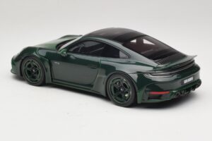 Porsche 911 992 Turbo S Brabus 900 Rocket R Mean Green GT Spirit 1:18 GT959 Gyanta – 5. kép a 6-ből