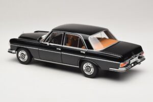 Mercedes 280 SE W108 Fekete Norev 1:18 183360 Fém – 7. kép a 8-ből