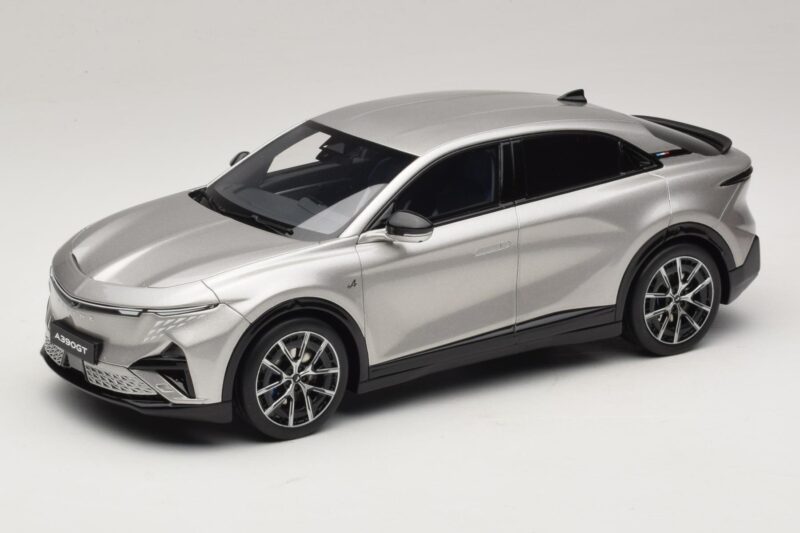 Alpine A390 GT Argent Mercure Otto 1:18 OT1318 Gyanta