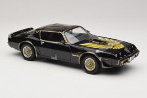Pontiac Firebird Trans Am Kill Bill Movie Greenlight 1:18 12951 Fém – 4. kép a 6-ből