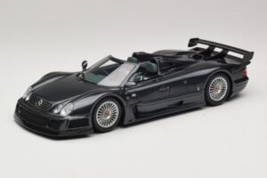 Mercedes AMG CLK GTR Roadster Szürke GT Spirit 1:18 GT960 Gyanta