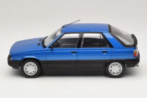 Renault 11 TXE Blue Metallic MCG 1:18 MCG18591 Fém – 3. kép a 6-ből