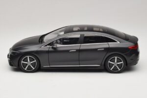 Mercedes EQE V295 Graphite Grey Magno NZG 1:18 B66961108 Fém – 3. kép a 8-ből