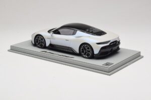 Maserati MC20 Bianco Audace BBR 1:18 P18191AMAS Gyanta – 4. kép a 6-ből