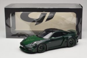 Porsche 911 992 Turbo S Brabus 900 Rocket R Mean Green GT Spirit 1:18 GT959 Gyanta – 6. kép a 6-ből