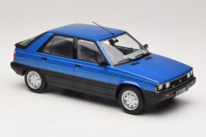 Renault 11 TXE Blue Metallic MCG 1:18 MCG18591 Fém – 4. kép a 6-ből
