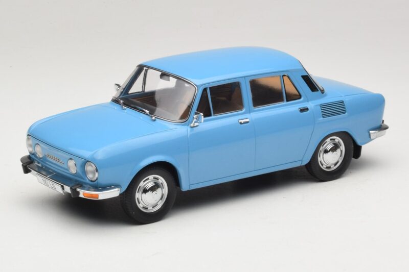Skoda 100 LS Világoskék MCG 1:18 MCG18782 Fém