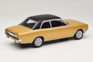Opel Commodore A Bézs MCG 1:18 MCG18559 Fém – 2. kép a 6-ből
