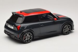 Mini Cooper JCW F66 Legend Grey Otto 1:18 OT1244 Gyanta – 2. kép a 6-ből