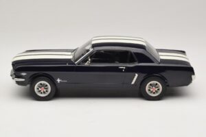 Ford Mustang Nightmist Blue Norev 1:18 182805 Fém – 3. kép a 6-ből