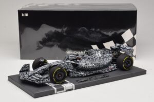 Alfa Romeo Orlen C42 V. Bottas Testing Barcelona 2022 Minichamps 1:18 117229977 Gyanta – 7. kép a 7-ből