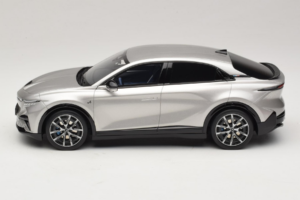 Alpine A390 GT Argent Mercure Otto 1:18 OT1318 Gyanta – 3. kép a 6-ből