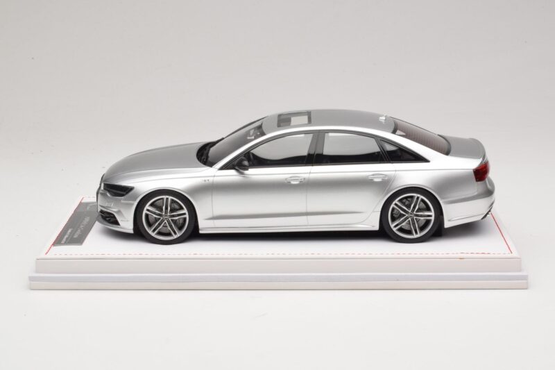 Audi S6 C7 Florett Silver Metallic IVY Merit 1:18 REMC038 Gyanta