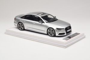 Audi S6 C7 Florett Silver Metallic IVY Merit 1:18 REMC038 Gyanta – 4. kép a 7-ből